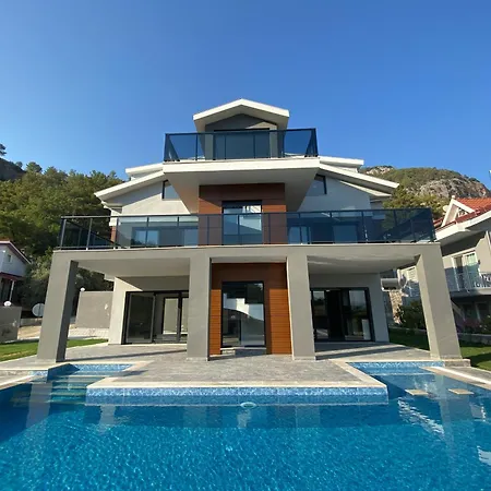 Goecek Marin C 4+1 Villa, Oezel Havuzlu